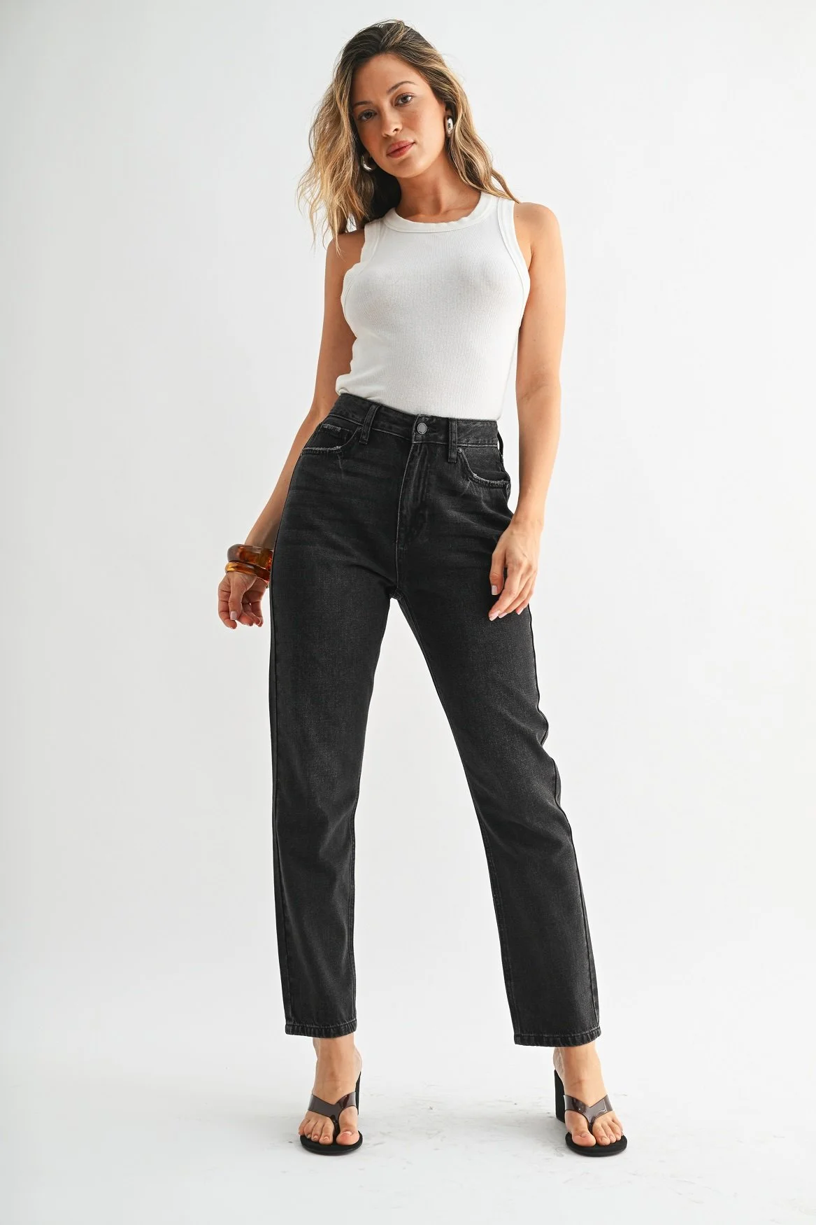 【関税・送料込み】MOTHER JEANS BLACK COTTON DENIM JEANS Courtney Mom Jean — JBD